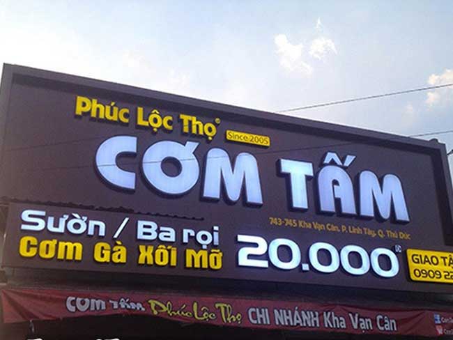 Bảng hiệu cơm tấm Phúc - Lộc - Thọ