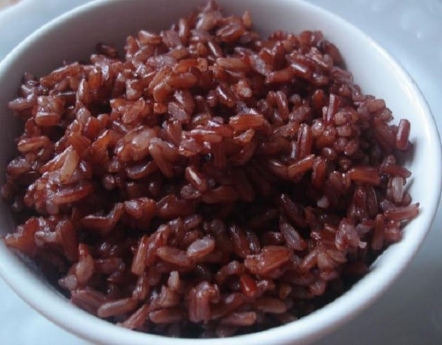 Ăn cơm gạo lứt thay cơm gạo trắng