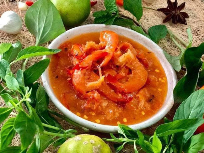 Món tôm chua đặc sản xứ Huế, Các món ăn Tết miền Trung