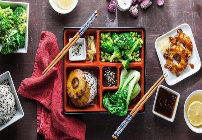 Hộp cơm bento đầy đủ dinh dưỡng