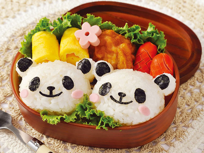 Cơm bento hình gấu đáng yêu