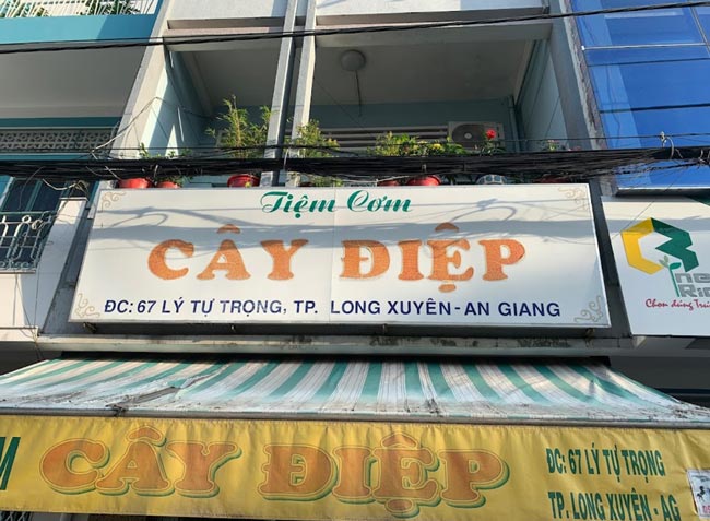 Tiệm cơm Cây Điệp