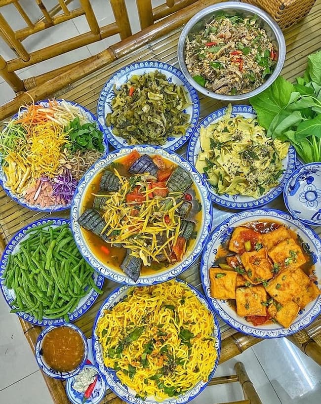 Quán cơm chay Liên Hoa 