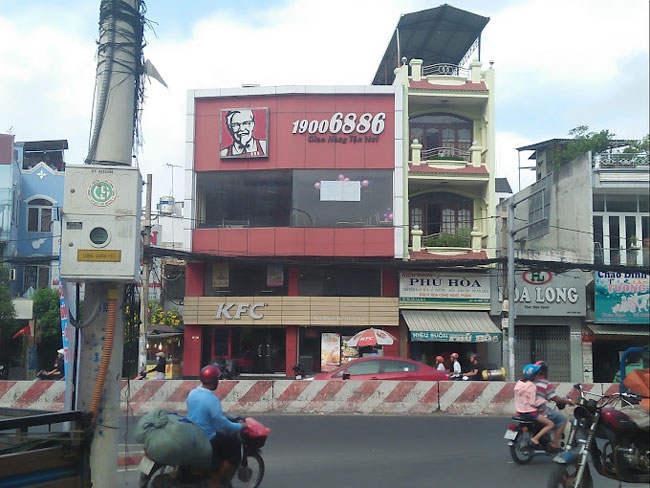  KFC Âu Cơ